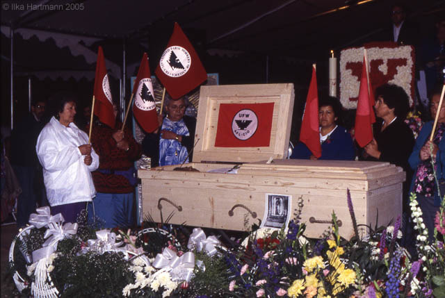 01_vigil_at_chavez_funeral.jpg